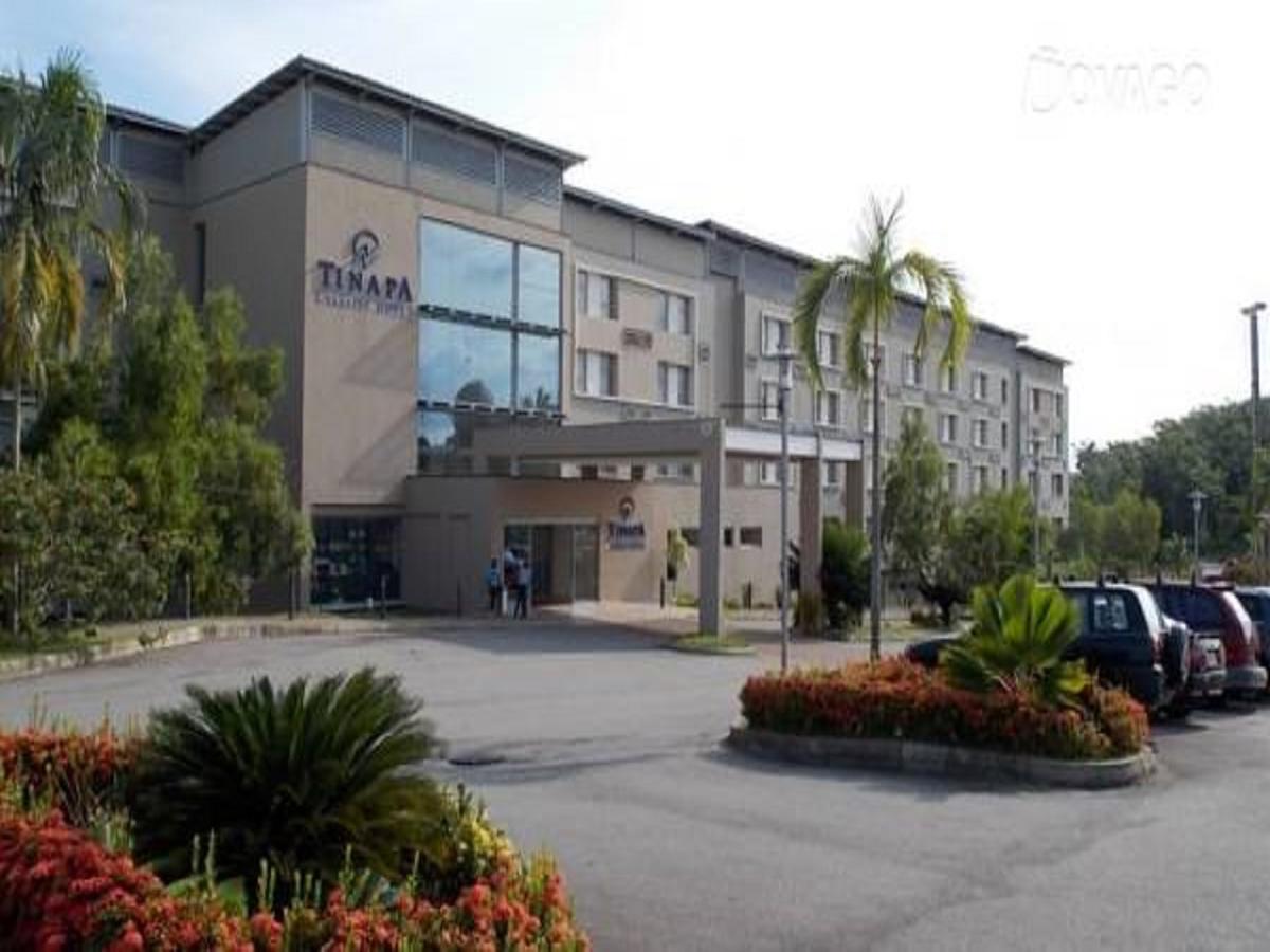 Tinapa Lakeside Hotel Calabar Esterno foto