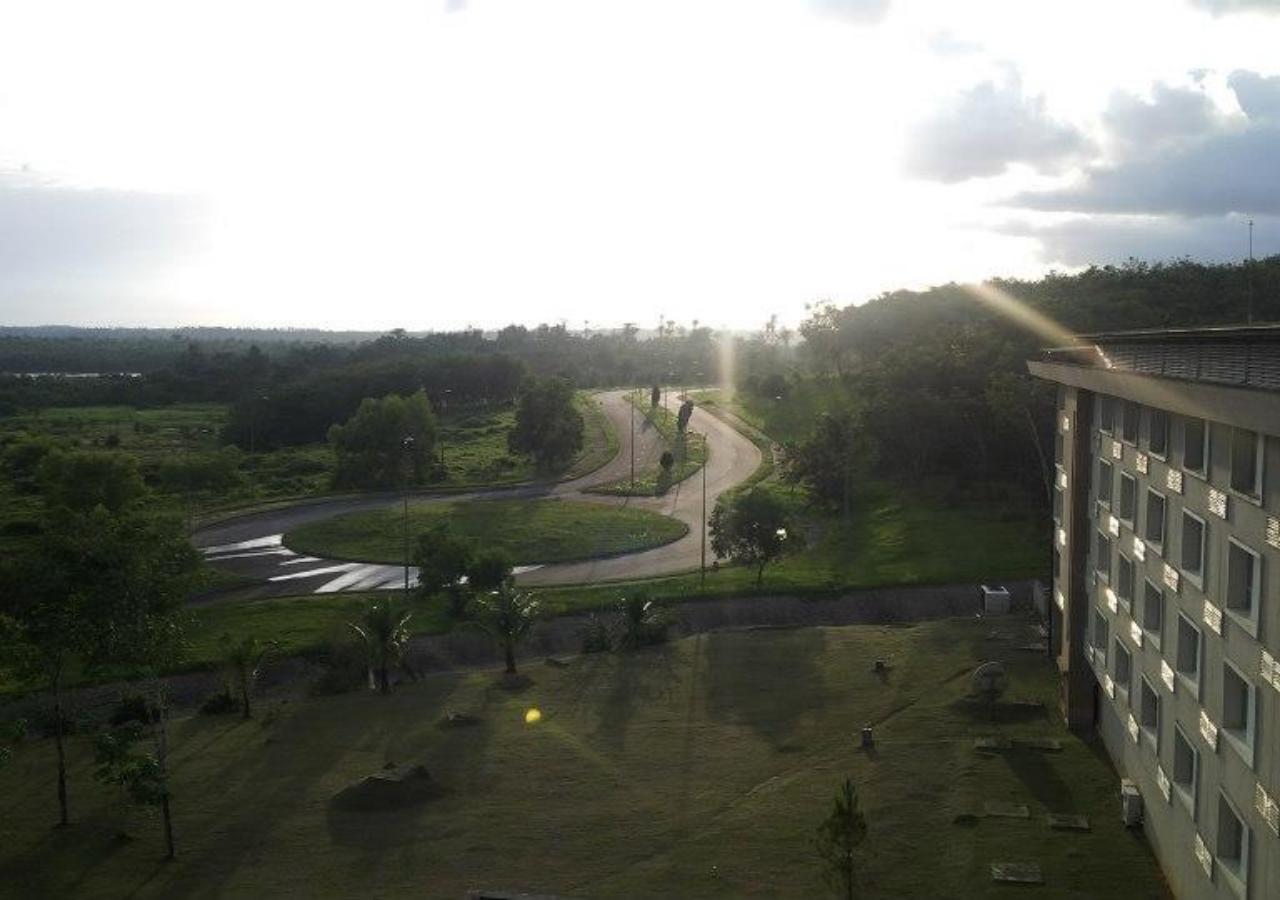 Tinapa Lakeside Hotel Calabar Esterno foto