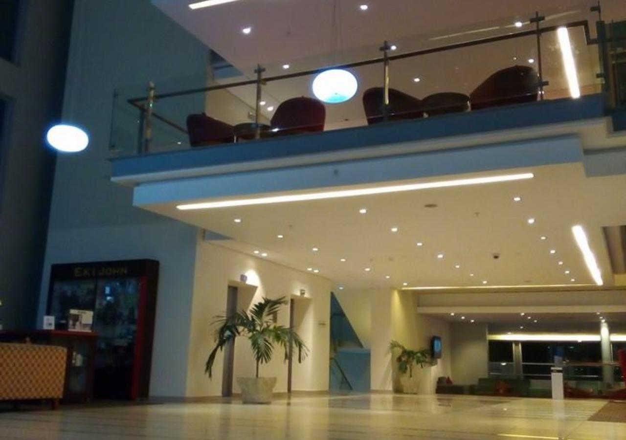 Tinapa Lakeside Hotel Calabar Esterno foto