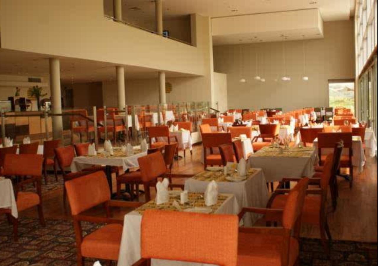 Tinapa Lakeside Hotel Calabar Esterno foto