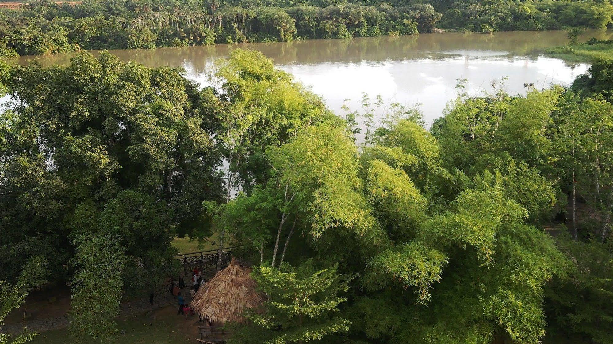 Tinapa Lakeside Hotel Calabar Esterno foto